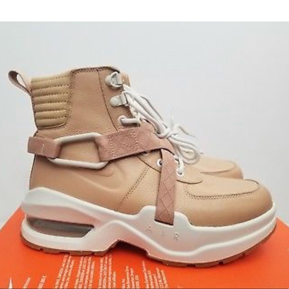 womens nike air max goadome boots